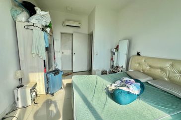 Dedaun Hijau (Greenfield Regency)