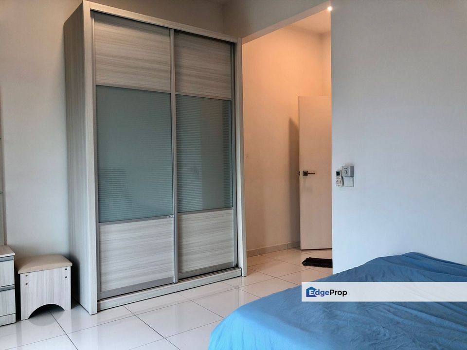 Freehold 3 room service apartment at sky loft bukit indah iskandar puteri, Johor, Johor Bahru