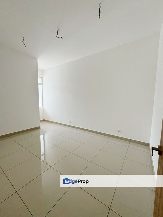 Freehold new double storey landed house guarded at iconia garden residence impian emas skudai, Johor, Johor Bahru