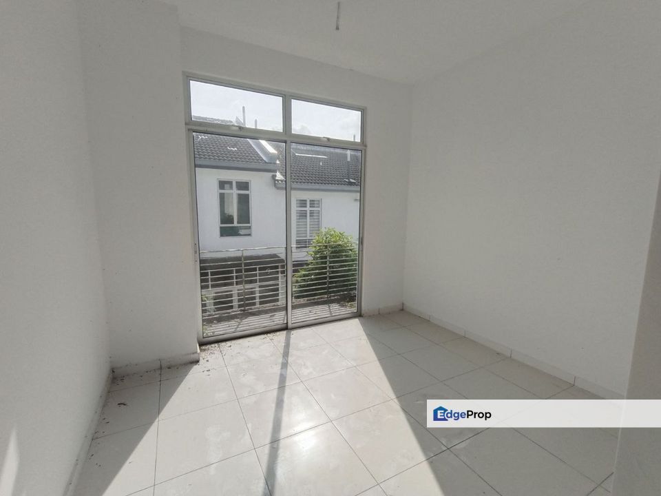 Freehold double storey landed house guarded at setia eco village gelang patah, Johor, Gelang Patah