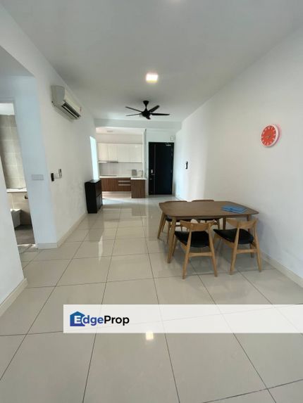 Freehold 2 room service apartment at sky 88 johor bahru, Johor, Johor Bahru