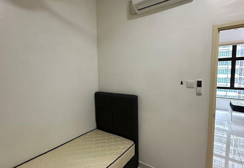 D'Summit Residences @ Kempas Utama