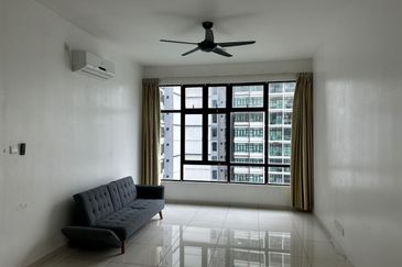 D'Summit Residences @ Kempas Utama