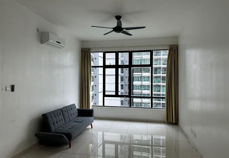 D'Summit Residences @ Kempas Utama