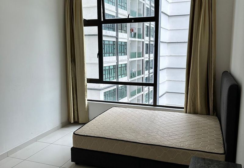 D'Summit Residences @ Kempas Utama