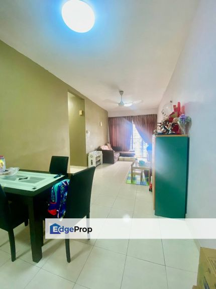 Full loan 3 room service apartment at kipark tampoi skudai, Johor, Tampoi