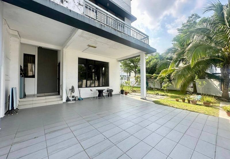 Garden Villa @ Bukit Indah 2