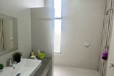 Garden Villa @ Bukit Indah 2