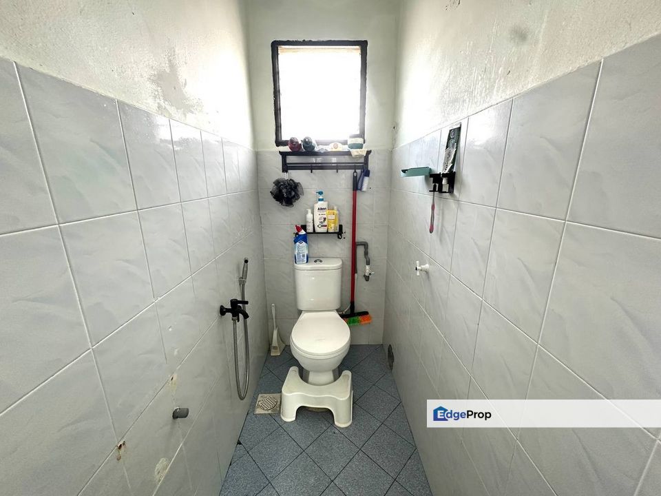 Freehold double storey medium cost landed house renovated at kangkar pulai skudai, Johor, Kangkar Pulai