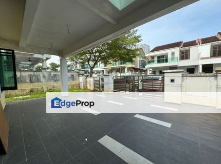 Freehold double storey semi d guarded at kempas utama skudai, Johor, Johor Bahru