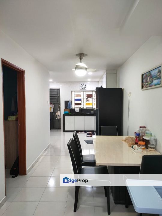 Freehold double storey landed house renovated at jalan nusaria gelang patah, Johor, Gelang Patah