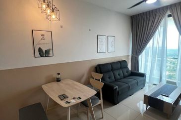 The M @ Medini Macrolink