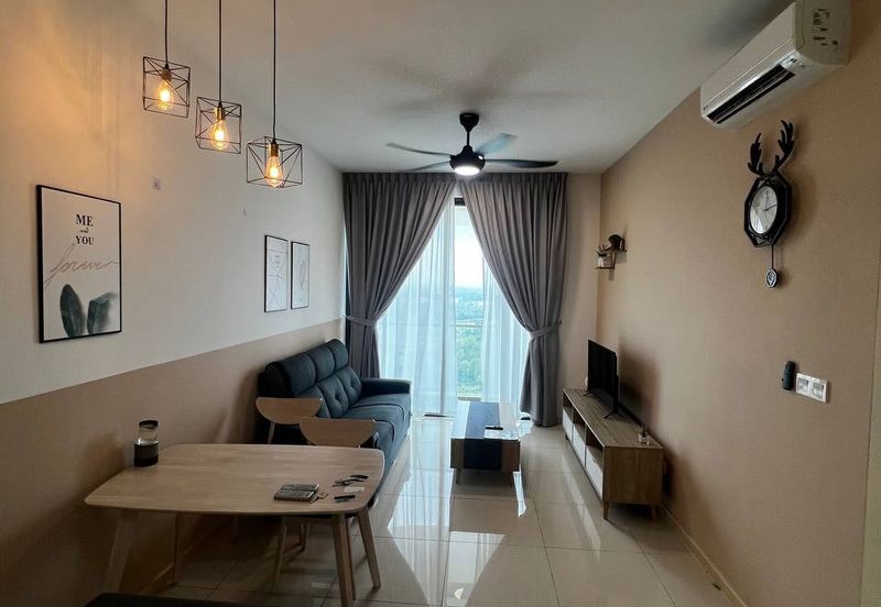 The M @ Medini Macrolink