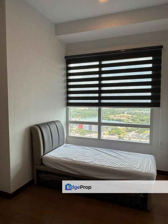 Freehold seaview condo fully furniture at puteri cove residence puteri harbour, Johor, Nusajaya