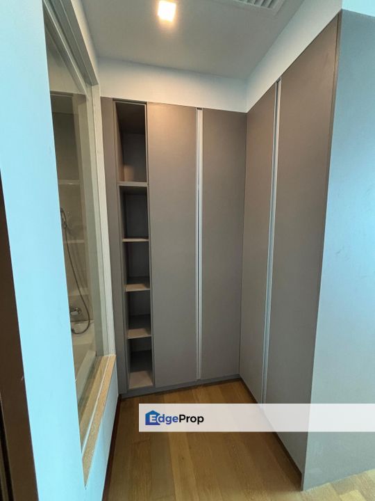 Freehold seaview condo fully furniture at puteri cove residence puteri harbour, Johor, Nusajaya