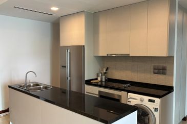 Puteri Cove Residences