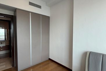 Puteri Cove Residences