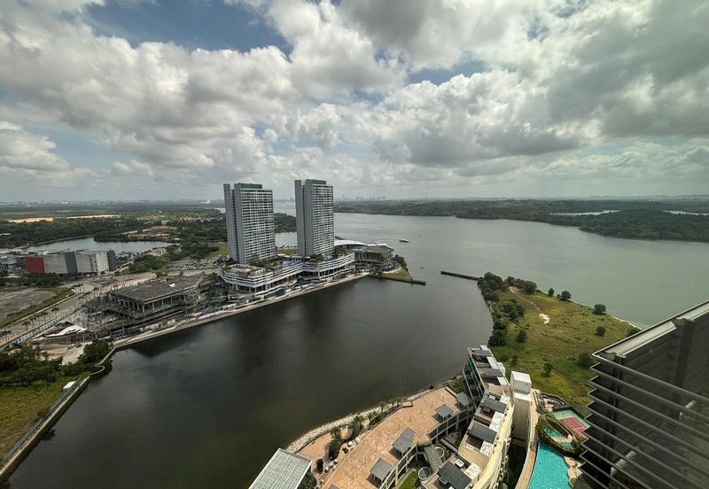 Puteri Cove Residences