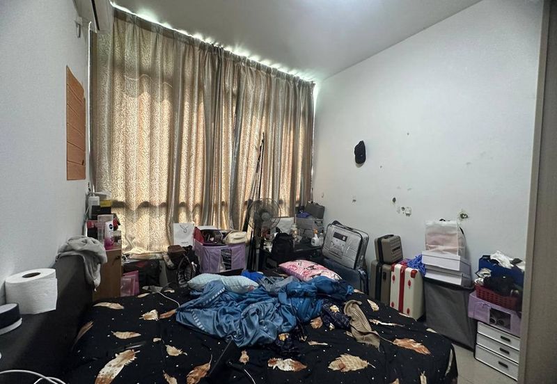 Dedaun Hijau (Greenfield Regency)