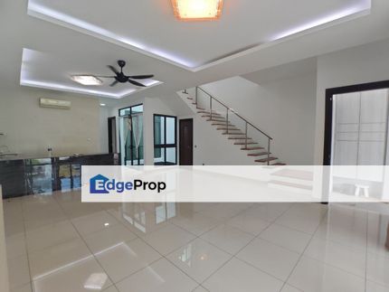 Freehold double storey superlink guarded at estuari garden iskandar puteri, Johor, Nusajaya