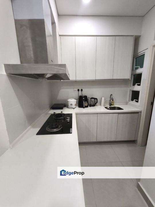 Full loan fully furniture 2 room service apartment at one medini iskandar puteri, Johor, Nusajaya