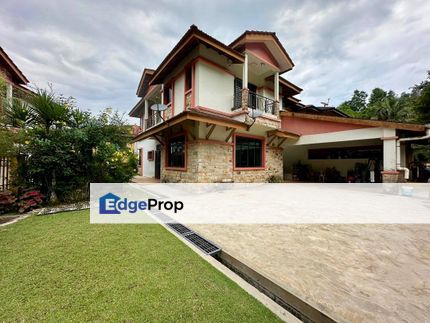 Freehold double storey semi d renovated and guarded at taman nusa idaman iskandar puteri, Johor, Nusajaya