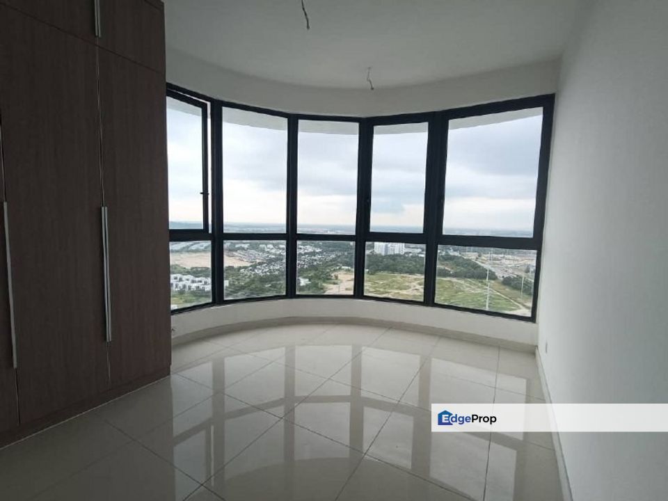 Cheapest 3 room service apartment at the m macrolink medini, Johor, 