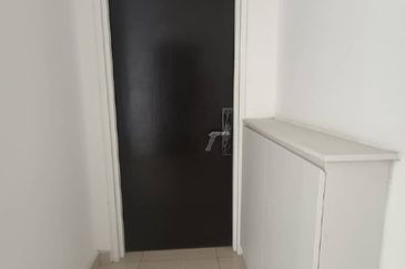 The M @ Medini Macrolink