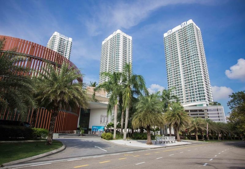 The M @ Medini Macrolink