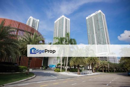Cheapest 3 room service apartment at the m macrolink medini, Johor, 
