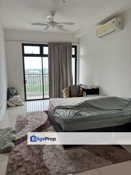 Freehold 8scape residence penthouse at taman perling sutera skudai, Johor, Johor Bahru
