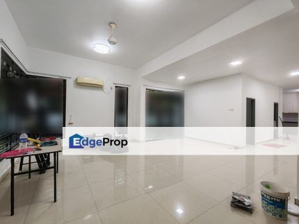 Freehold double storey cluster house guarded at taman bestari height skudai, Johor, Johor Bahru