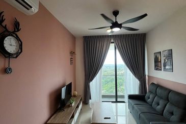 The M @ Medini Macrolink