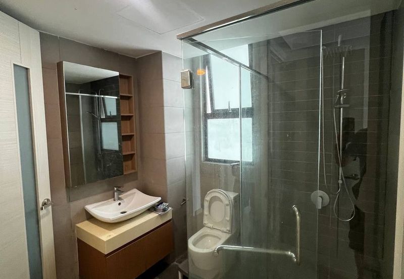 The M @ Medini Macrolink