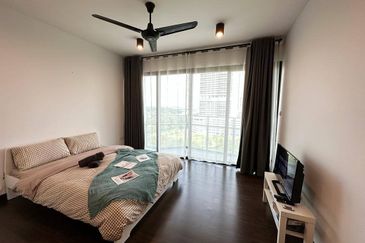 Almas @ Puteri Harbour