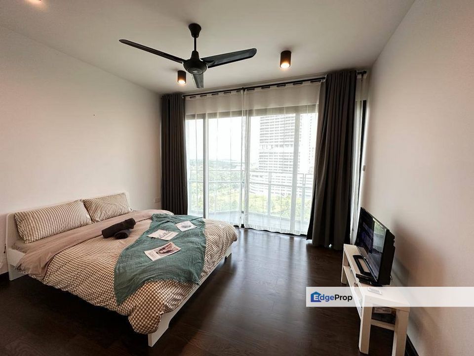 Freehold fully furniture studio unit at almas suites puteri harbour, Johor, Kota Iskandar