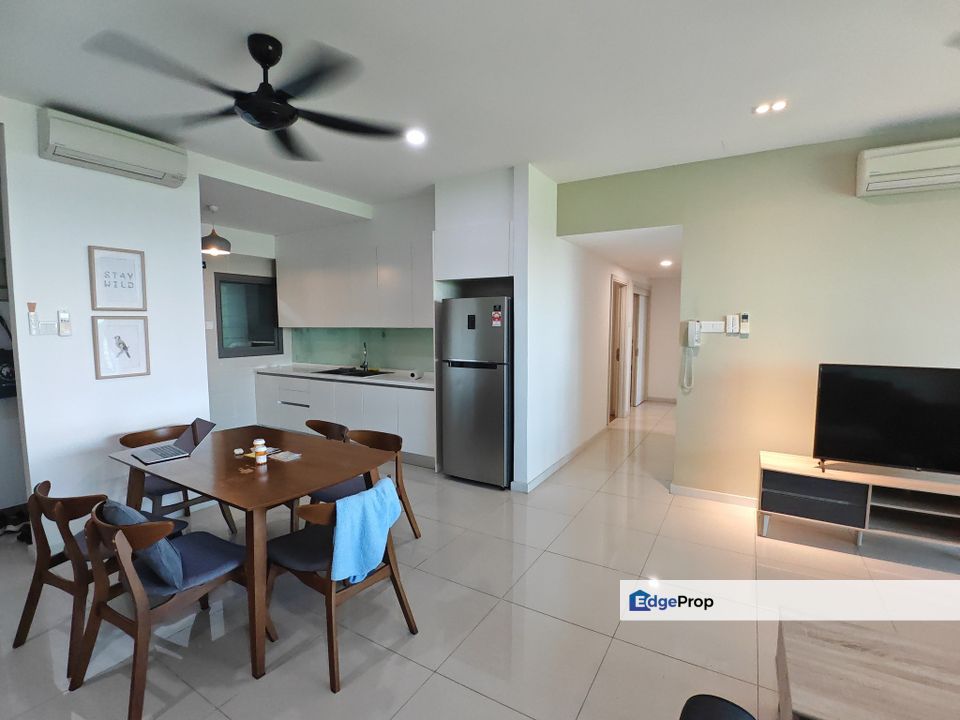 Fully furniture mid floor service apartment at iskandar residence medini, Johor, Nusajaya