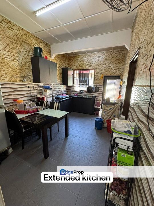 Freehold single storey landed house renovated at taman bukit indah iskandar puteri, Johor, Bukit Indah