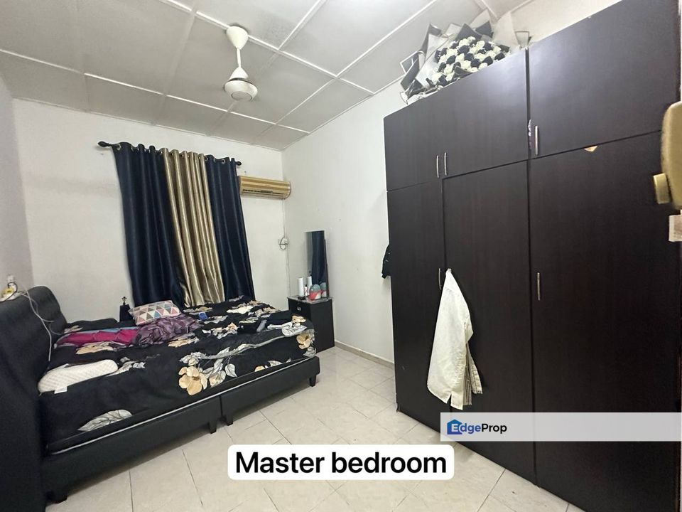 Freehold single storey landed house renovated at taman bukit indah iskandar puteri, Johor, Bukit Indah