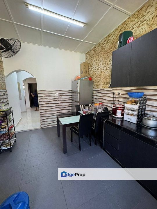 Freehold single storey landed house renovated at taman bukit indah iskandar puteri, Johor, Bukit Indah