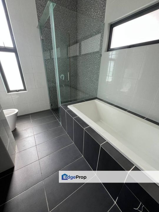 Freehold double storey semi d landed house guarded at setia eco garden gelang patah, Johor, Gelang Patah