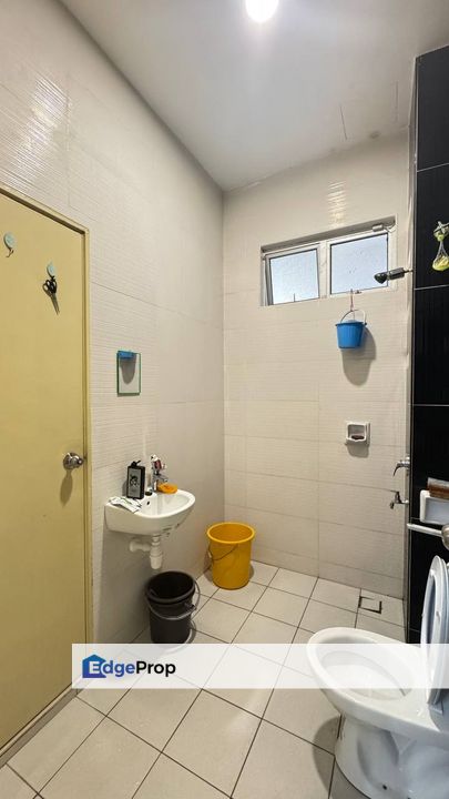 Freehold 2.5 storey cluster house renovated and guarded fully furniture at tmaan kempas utama skudai, Johor, Johor Bahru