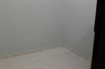 Pulai Utama Shop Apartment