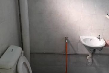 Pulai Utama Shop Apartment