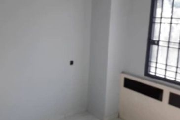 Pulai Utama Shop Apartment