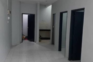Pulai Utama Shop Apartment