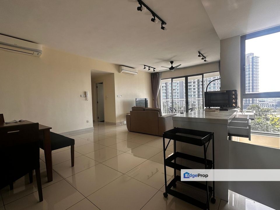 Fully furniture 4 room service apartment at teega residence puteri harbour, Johor, Kota Iskandar