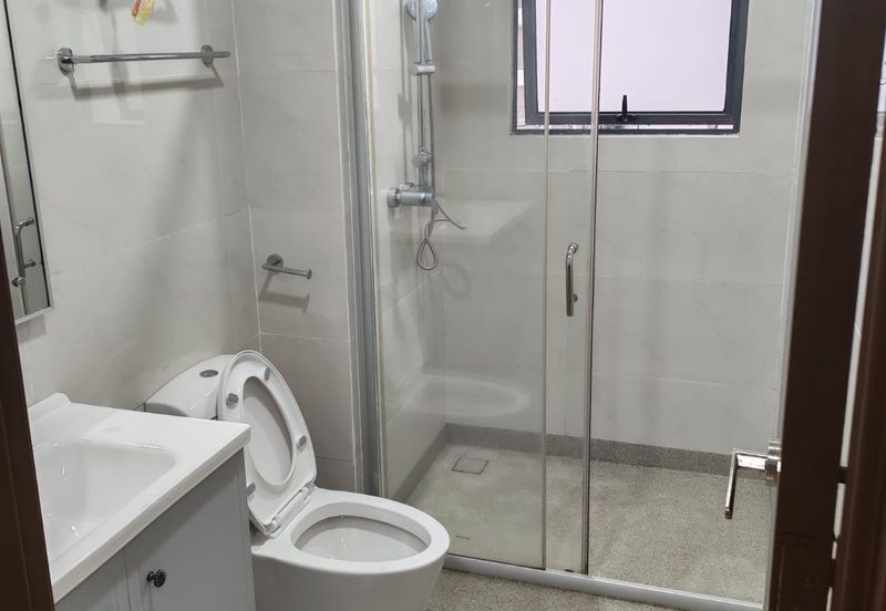 Baypoint @ Country Garden Danga Bay