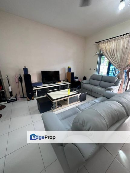 Freehold double storey landed house guarded and renovated at taman nusa idaman , Johor, Nusajaya