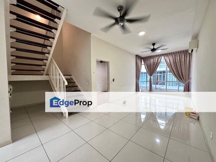 Freehold the seed townhouse duplex unit guarded at sutera utama skudai, Johor, Skudai